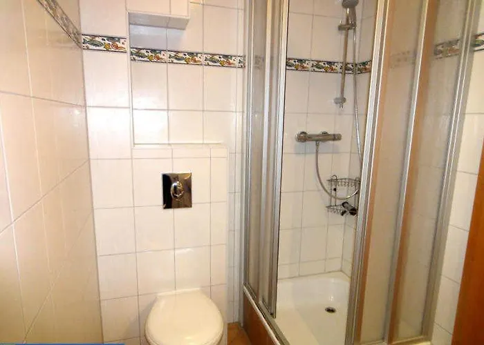 Windrose Eg - Am Rhododendronpark Graal-Mueritz